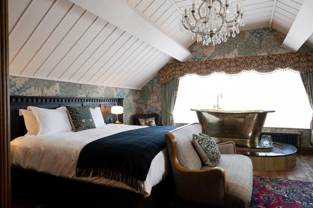 The 4 Best Hotels in Britain Have Just Been Crowned for 2025
