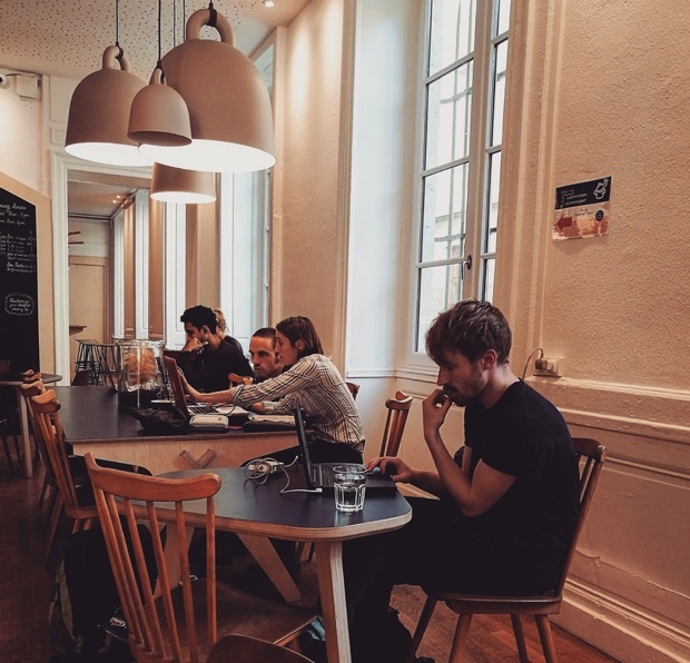 3 C6 CFD01 1 F2 D 460 B 8 CDF DC6204480 C24