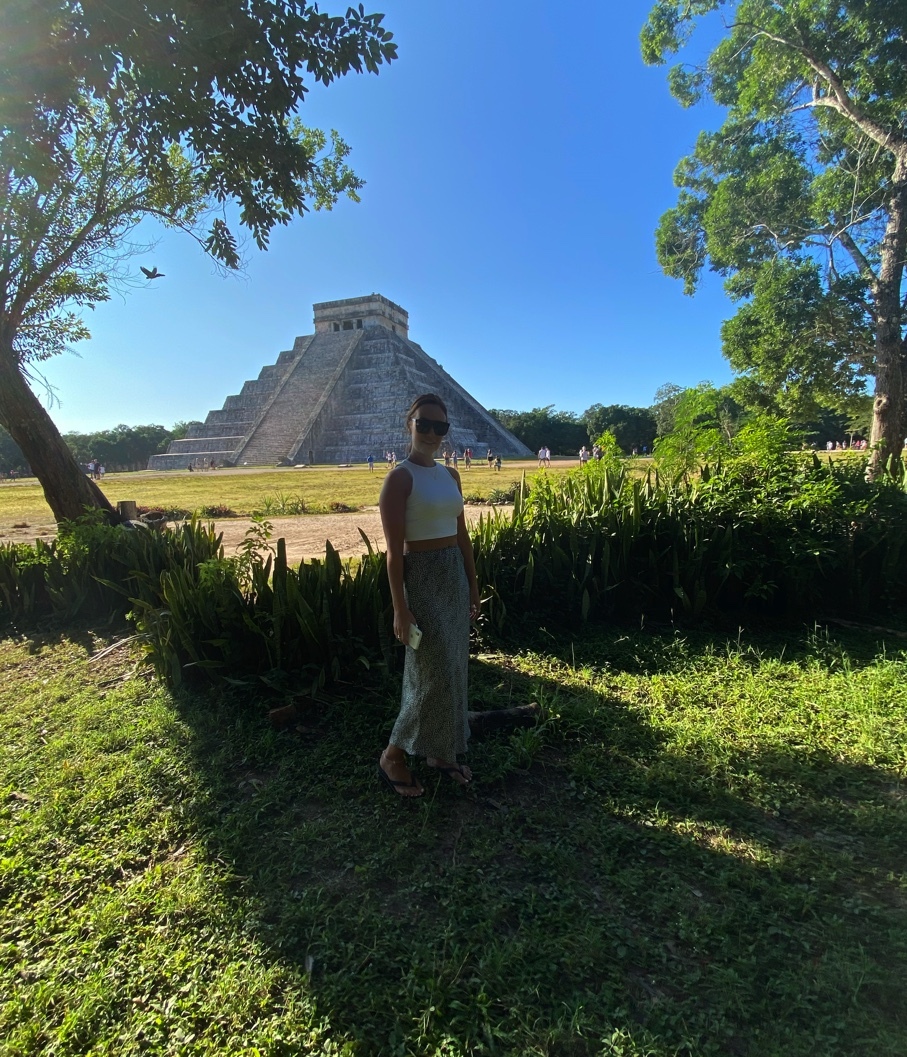 B37 BC539 ABD4 4 B91 8 DAA 17 A35 C53 CF1 C